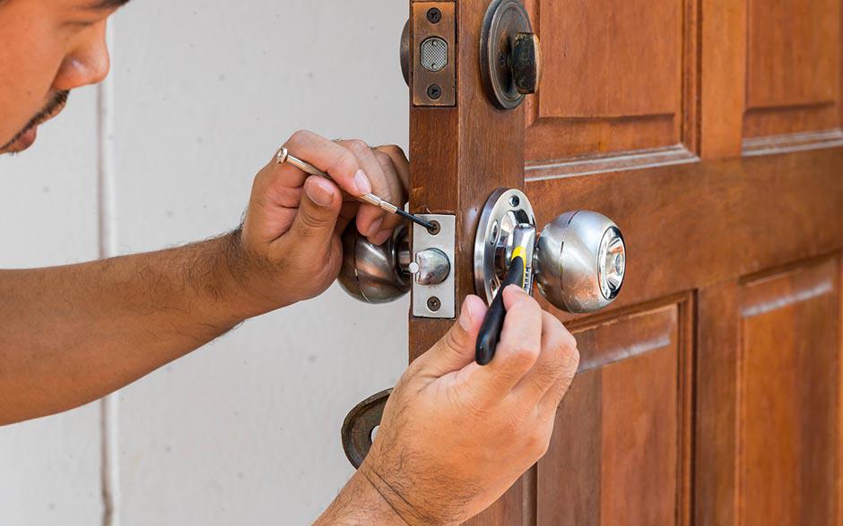 porte installation Port-de-Bouc